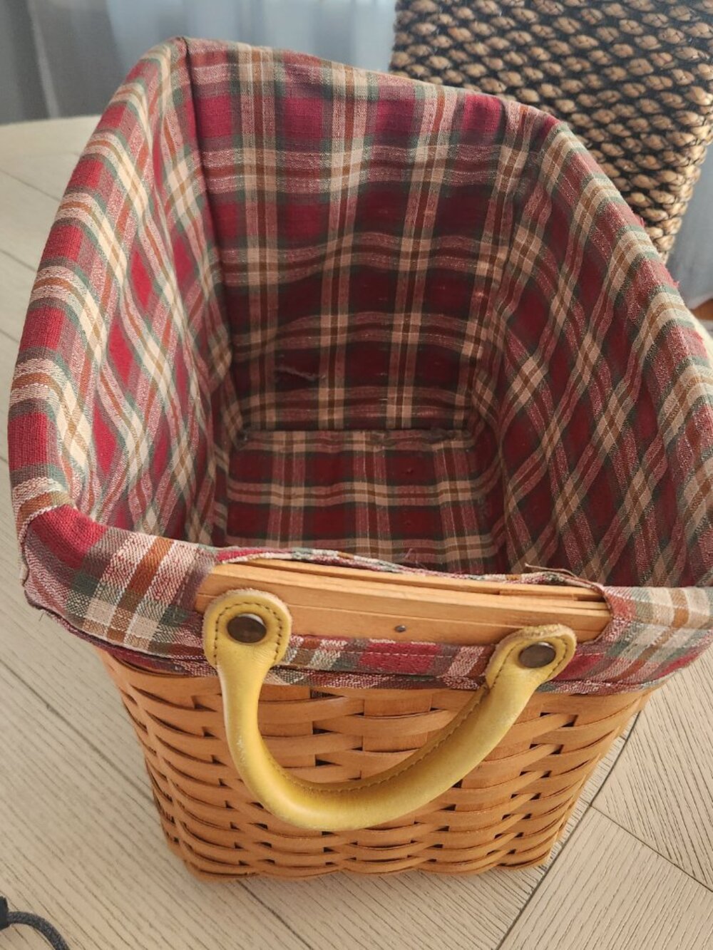 LONGABERGER- Newspaper Basket - Picture 5 of 16
